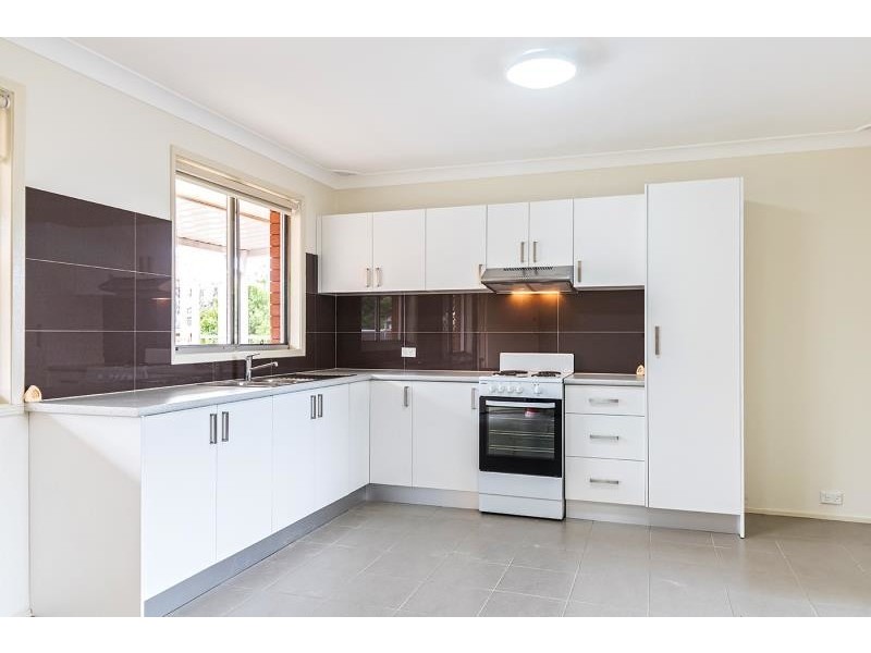 49 Musgrave Crescent, Fairfield West NSW 2165